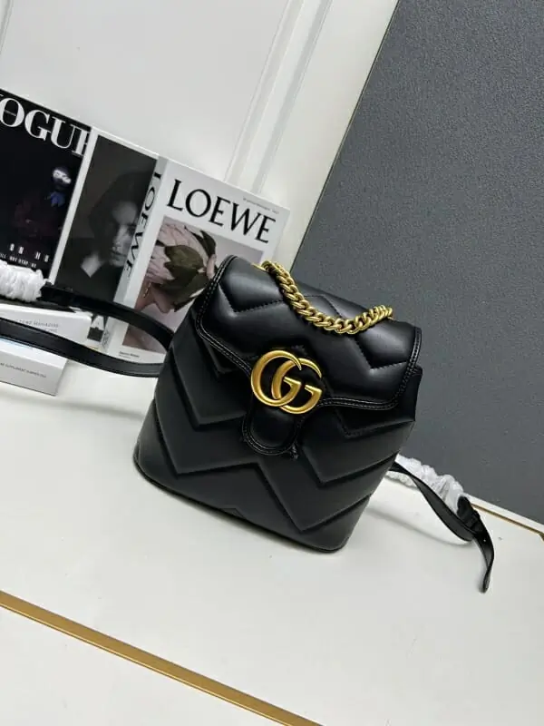 gucci aaa qualite sac a dos  pour femme s_11a31a1